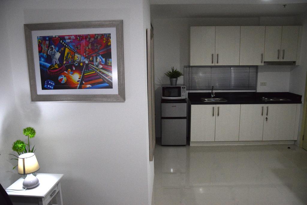 Jazz Makati Luxury Apartment Manila Exterior foto